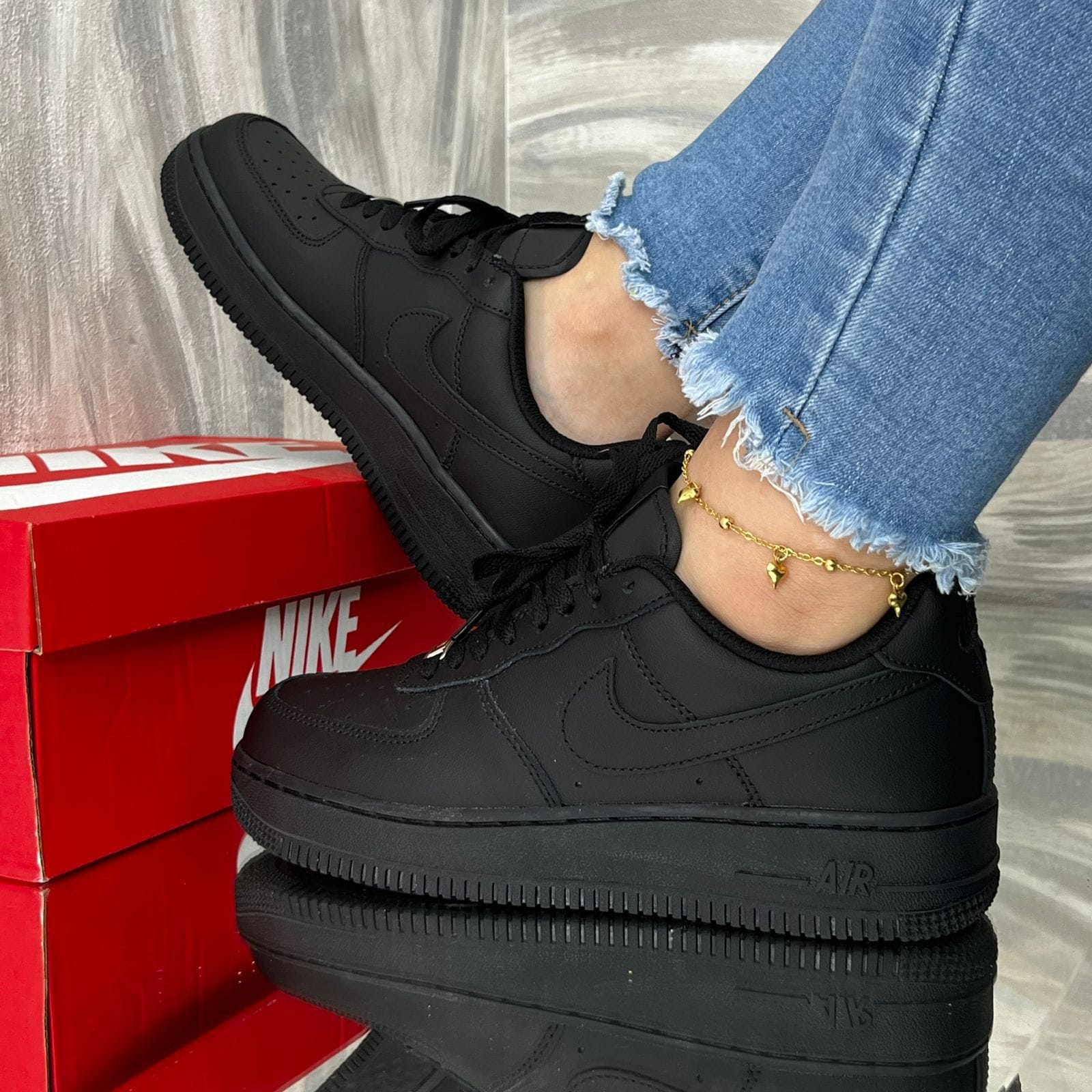 Nike Force One